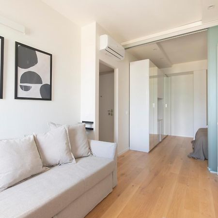 Modern & Stylish Near Isola & Central Station Milano Exterior foto